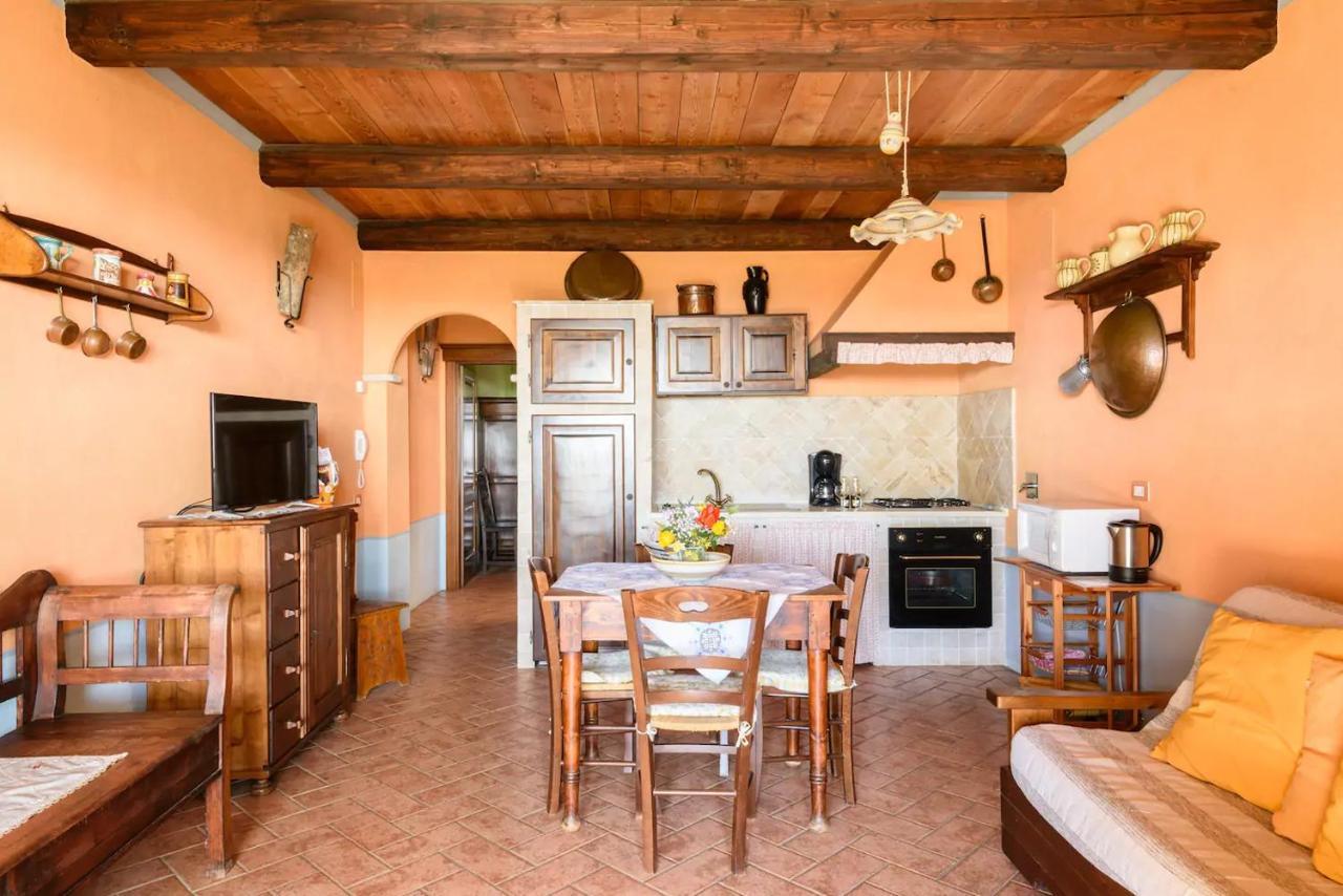 Borgo Sanguineto Apartment Tuoro sul Trasimeno Exterior photo