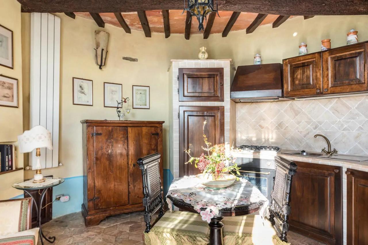 Borgo Sanguineto Apartment Tuoro sul Trasimeno Exterior photo